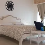 Ych-le Grotte Di Sileno Bed & Breakfast Castellaneta