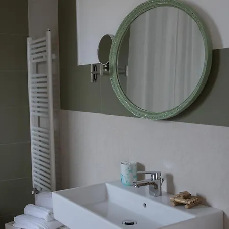 Ych-le Grotte Di Sileno *